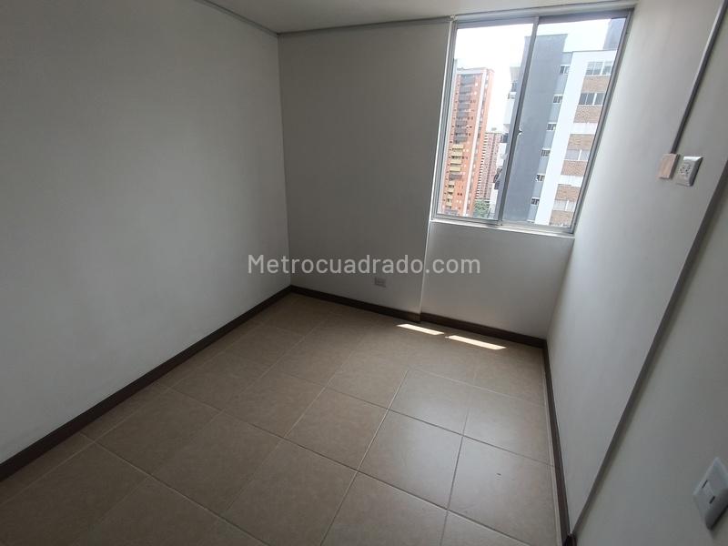 Apartamento en arriendo con 3 habitaciones en Suramérica, Itagüí - 9