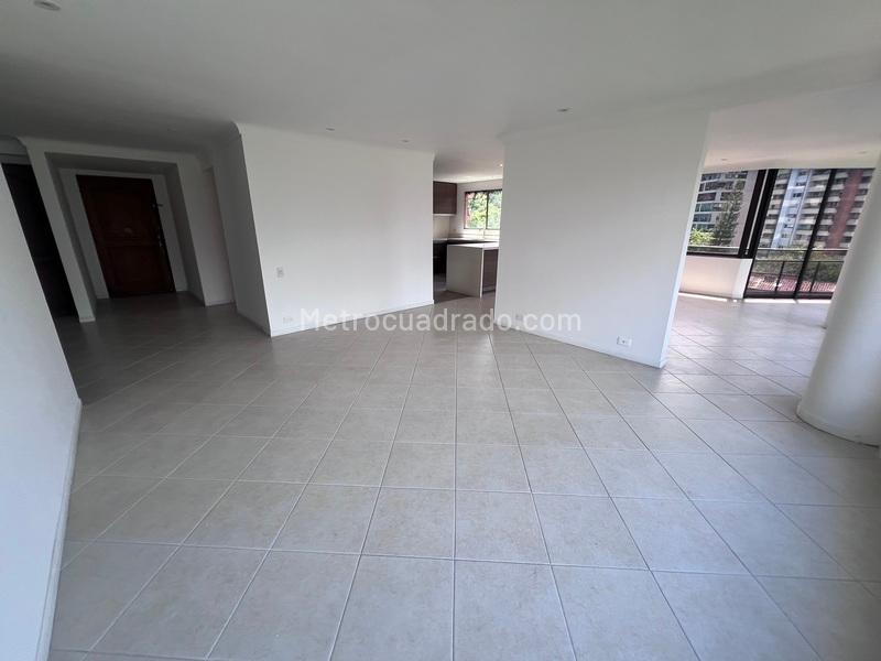3BR Apartment for Rent in Milla de Oro, El Poblado