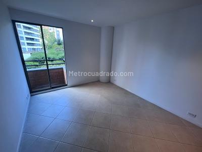 Apartamento en arriendo en Milla De Oro, Medellín · foto 9 de 17