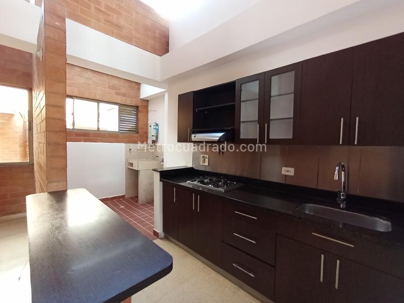 Apartamento Dúplex de 3 Alcobas en Calasanz (Estación Floresta) - 4