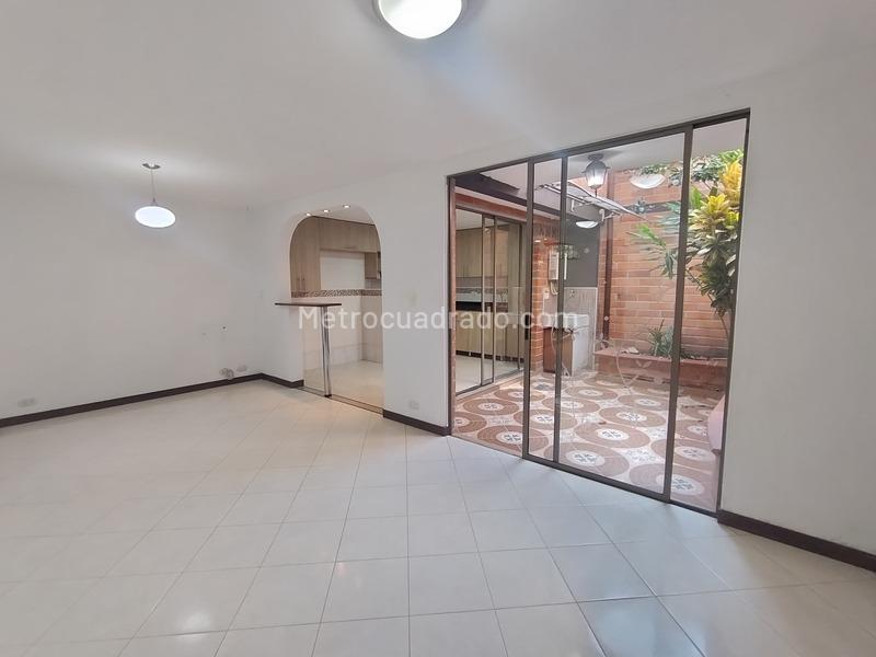 Casa en arriendo 3 habitaciones en Cabañas, Bello (Amazonía) - 2