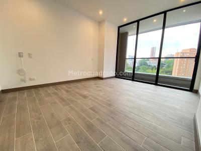 Apartamento en arriendo en San Lucas, Medellín · foto 2 de 10