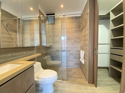 Apartamento en arriendo en San Lucas, Medellín · foto 9 de 10