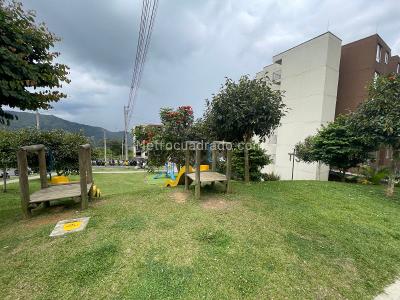 Apartamento en venta en San Antonio De Prado, Medellín · foto 12 de 18