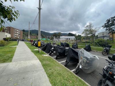 Apartamento en venta en San Antonio De Prado, Medellín · foto 16 de 18