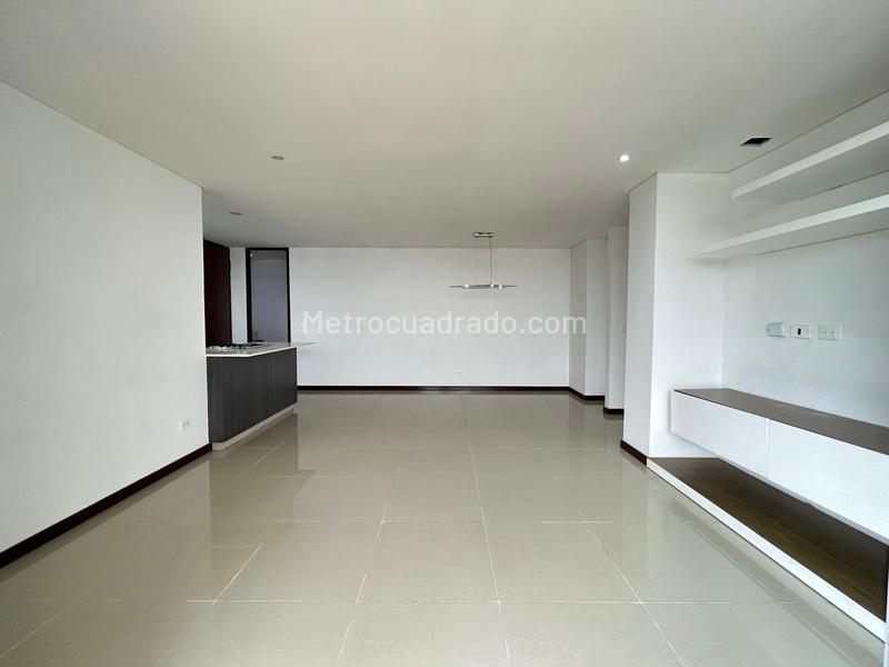 Apartamento en Arriendo, Loma Del Esmeraldal, Envigado - 3