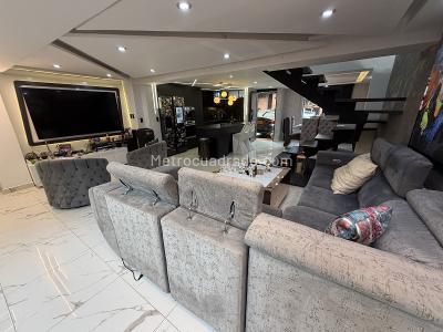 Casa de 3 alcobas en venta en Amazonia, Bello, 160 m² · foto 3 de 11