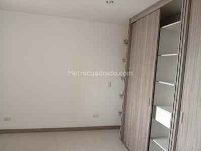 Apartamento de 3 alcobas en venta en Estadio, Medellín, 71 m² · foto 4 de 8