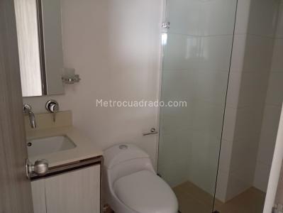 Apartamento de 3 alcobas en venta en Estadio, Medellín, 71 m² · foto 6 de 8