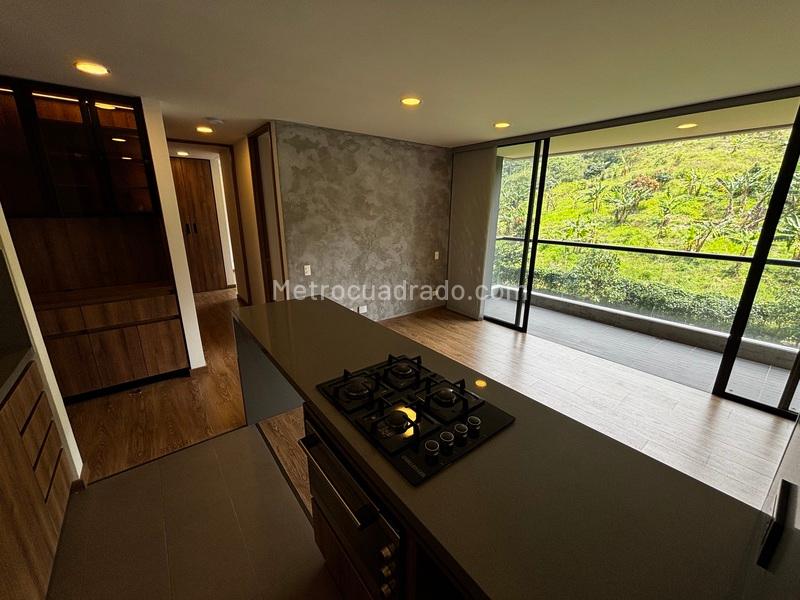 2BR Apartment in El Trianon (70 m²) - 4