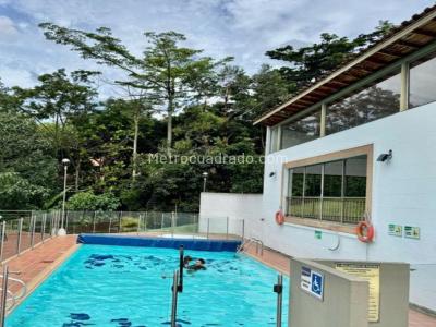 Casa de 5 alcobas en venta en Otraparte, Envigado, 258 m² · foto 13 de 13