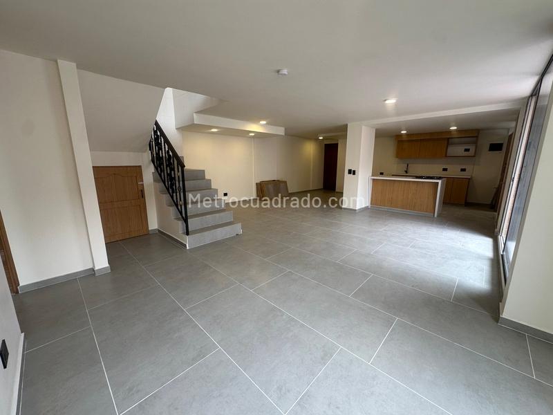 Apartamento en Arriendo, Villagrande, Envigado - 2