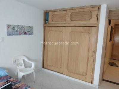 Apartamento de 3 alcobas en venta en Laureles, Medellín, 125 m² · foto 10 de 18