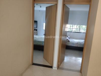 Apartamento de 3 alcobas en venta en Laureles, Medellín, 125 m² · foto 11 de 18