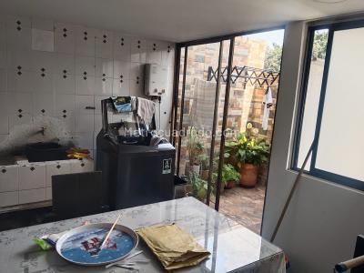 Apartamento de 3 alcobas en venta en Laureles, Medellín, 125 m² · foto 14 de 18