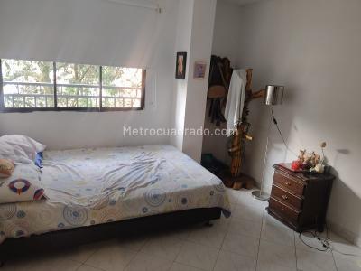 Apartamento de 3 alcobas en venta en Laureles, Medellín, 125 m² · foto 8 de 18