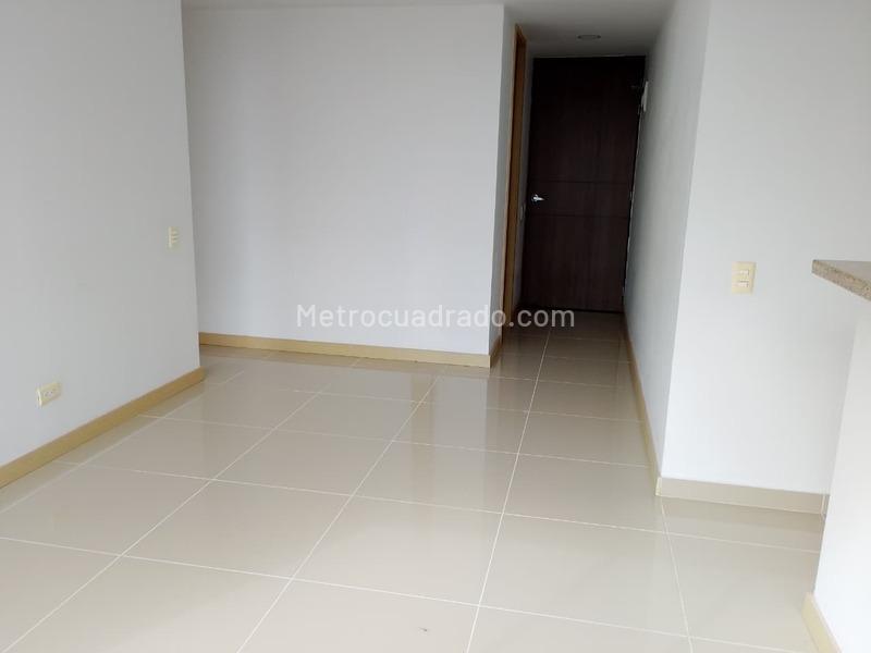 2BR Apartment in San Antonio De Pereira (68 m²) - 2