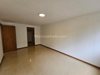 Apartamento de 2 alcobas en arriendo en La Linde, Medellín, 85 m² · foto 5 de 12