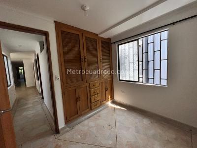 Apartamento en venta en Suramericana, Medellín · foto 9 de 18