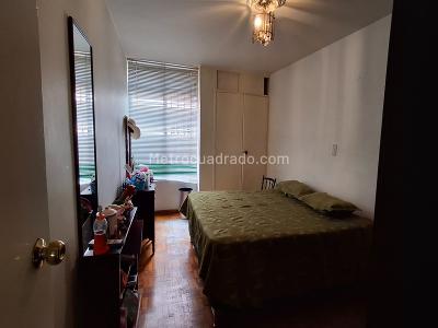 Apartamento de 4 alcobas en venta en Laureles, Medellín, 170 m² · foto 5 de 10