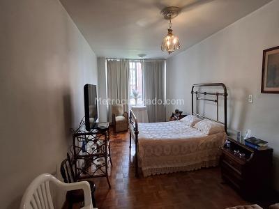 Apartamento de 4 alcobas en venta en Laureles, Medellín, 170 m² · foto 6 de 10