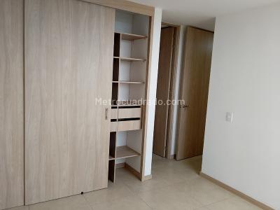 Apartamento de 3 alcobas en venta en Fontibon, Rionegro, 52 m² · foto 4 de 17