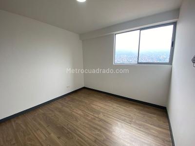 Apartamento de 3 alcobas en arriendo en Loma De Los Bernal, Medellín, 103 m² · foto 9 de 16