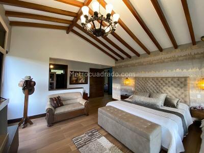 Apartamento de 4 alcobas en venta en Ojo De Agua, Rionegro, 380 m² · foto 12 de 20