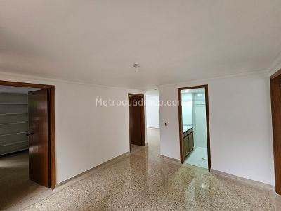 Apartamento de 3 alcobas en arriendo en El Poblado, Medellín, 140 m² · foto 6 de 20