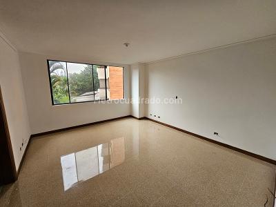 Apartamento de 3 alcobas en arriendo en El Poblado, Medellín, 140 m² · foto 8 de 20