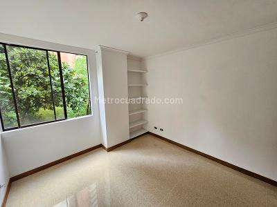 Apartamento de 3 alcobas en arriendo en El Poblado, Medellín, 140 m² · foto 9 de 20