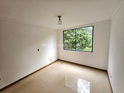 Apartamento de 3 alcobas en arriendo en El Poblado, Medellín, 140 m² · foto 10 de 20