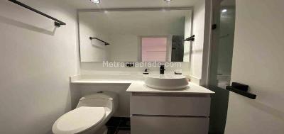 Apartamento de 3 alcobas en arriendo en Loma De Los Bernal, Medellín, 103 m² · foto 13 de 15