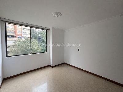 Apartamento de 3 alcobas en arriendo en El Poblado, Medellín, 136 m² · foto 10 de 20