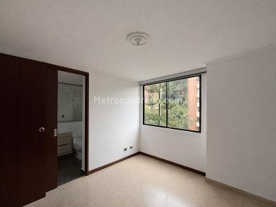 Apartamento de 3 alcobas en arriendo en El Poblado, Medellín, 136 m² · foto 13 de 20