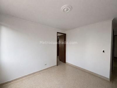 Apartamento de 3 alcobas en arriendo en El Poblado, Medellín, 136 m² · foto 16 de 20