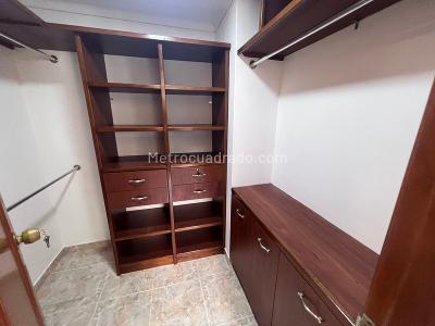 Apartamento de 3 alcobas en arriendo en Santa Maria De Los Angeles, Medellín, 140 m² · foto 10 de 16