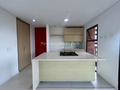 Apartamento de 1 alcoba en arriendo en Loma Del Esmeraldal, Envigado, 70 m² · foto 6 de 15