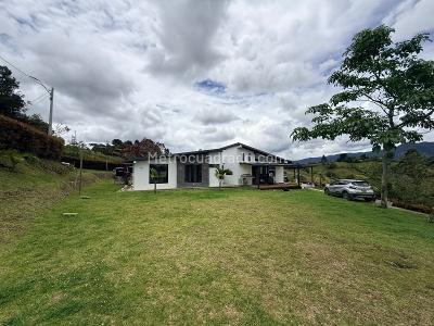 Casa de 3 alcobas en venta en Rio Negro, Rionegro, 186 m² · foto 18 de 20