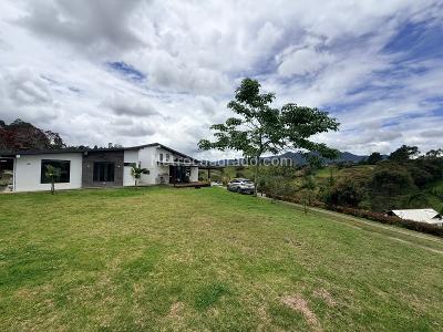 Casa de 3 alcobas en venta en Rio Negro, Rionegro, 186 m² · foto 20 de 20