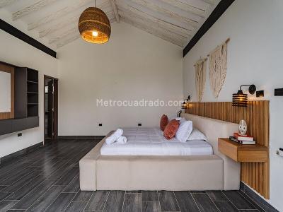 Casa de 3 alcobas en arriendo en Rio Negro, Rionegro, 300 m² · foto 15 de 20