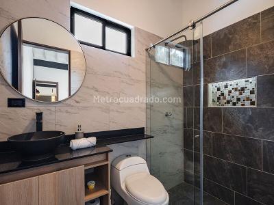 Casa de 3 alcobas en arriendo en Rio Negro, Rionegro, 300 m² · foto 17 de 20