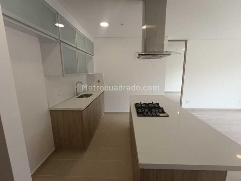 2BR Apartment in La Fe (95 m²) - 3