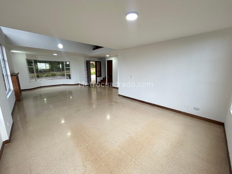 Casa en Arriendo, Loma Del Escobero, Envigado - Widok 5
