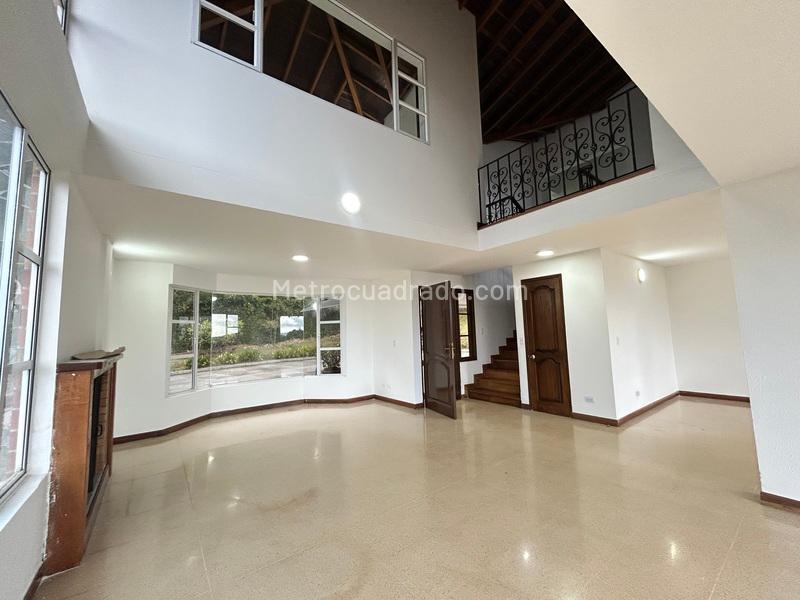 Casa en Arriendo, Loma Del Escobero, Envigado - Więcej