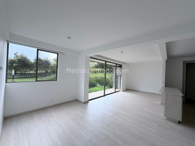 Apartamento de 2 alcobas en venta en San Antonio De Pereira, Rionegro, 80 m² · foto 2 de 20