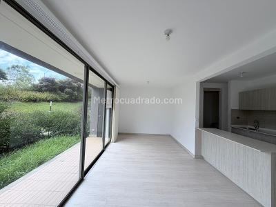 Apartamento de 2 alcobas en venta en San Antonio De Pereira, Rionegro, 80 m² · foto 3 de 20