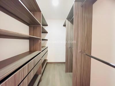 Apartamento en venta en El Salado, Envigado · foto 12 de 20