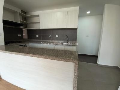 Apartamento de 3 alcobas en venta en San Remo, Sabaneta, 88 m² · foto 5 de 18