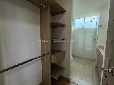 Apartamento de 3 alcobas en venta en San Remo, Sabaneta, 88 m² · foto 13 de 18
